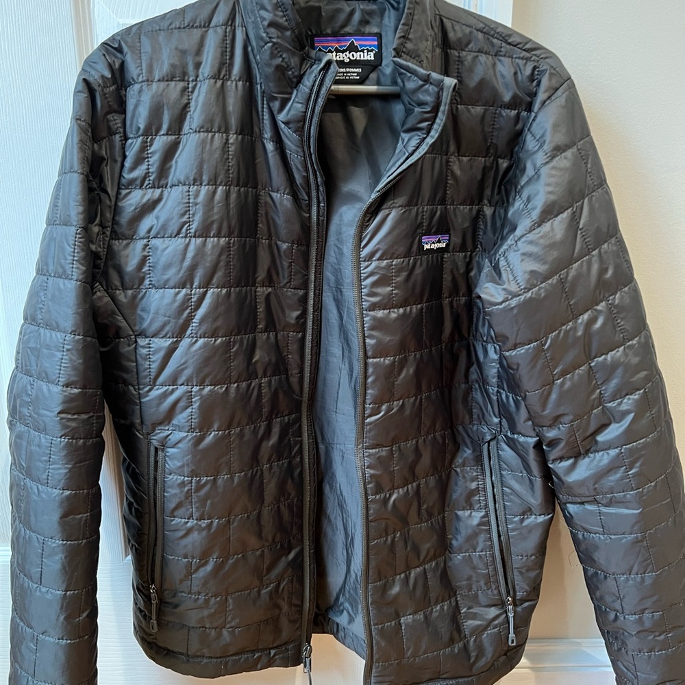 Mens small Patagonia nano puff